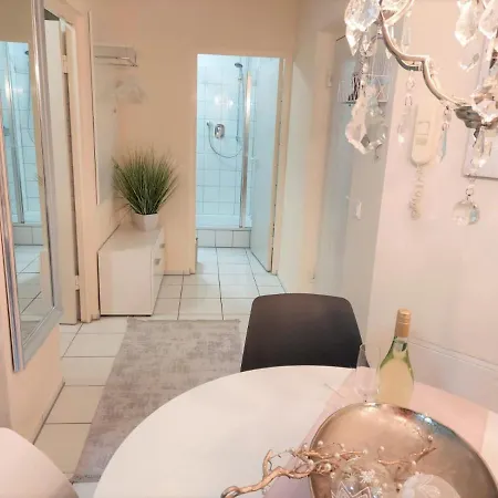Bodensee Luxus Ferienwohnung Claudia 2 Immenstaad Apartment
